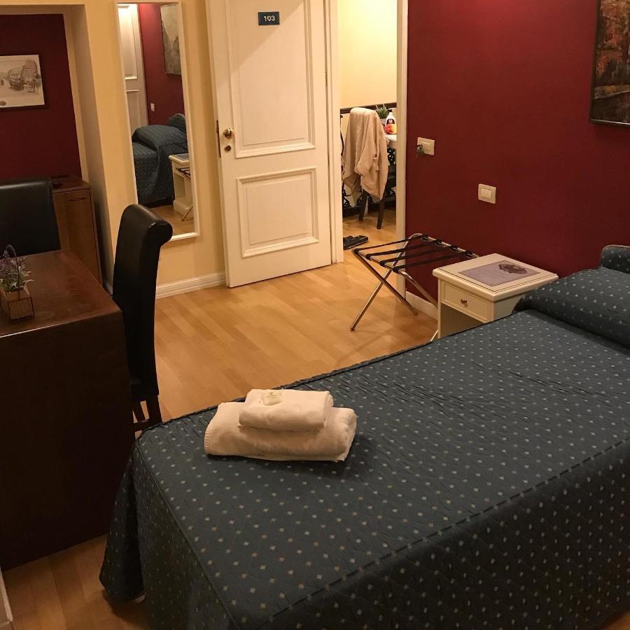 Flann O'Brien Rooms Róma Kültér fotó