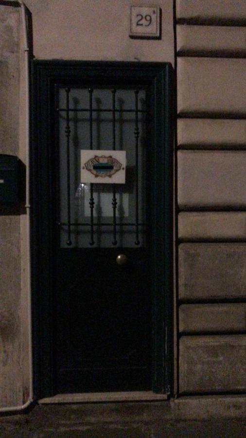 Flann O'Brien Rooms Róma Kültér fotó